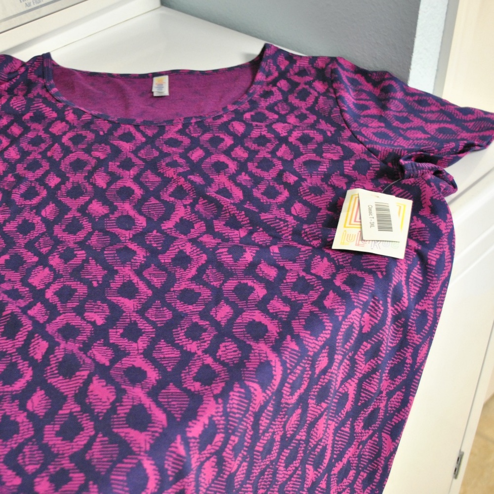 NWT Women's 3X LulaRoe Classic Tshirt